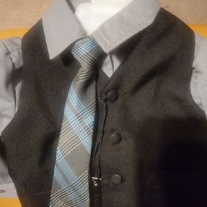 4 piece set size 12mo